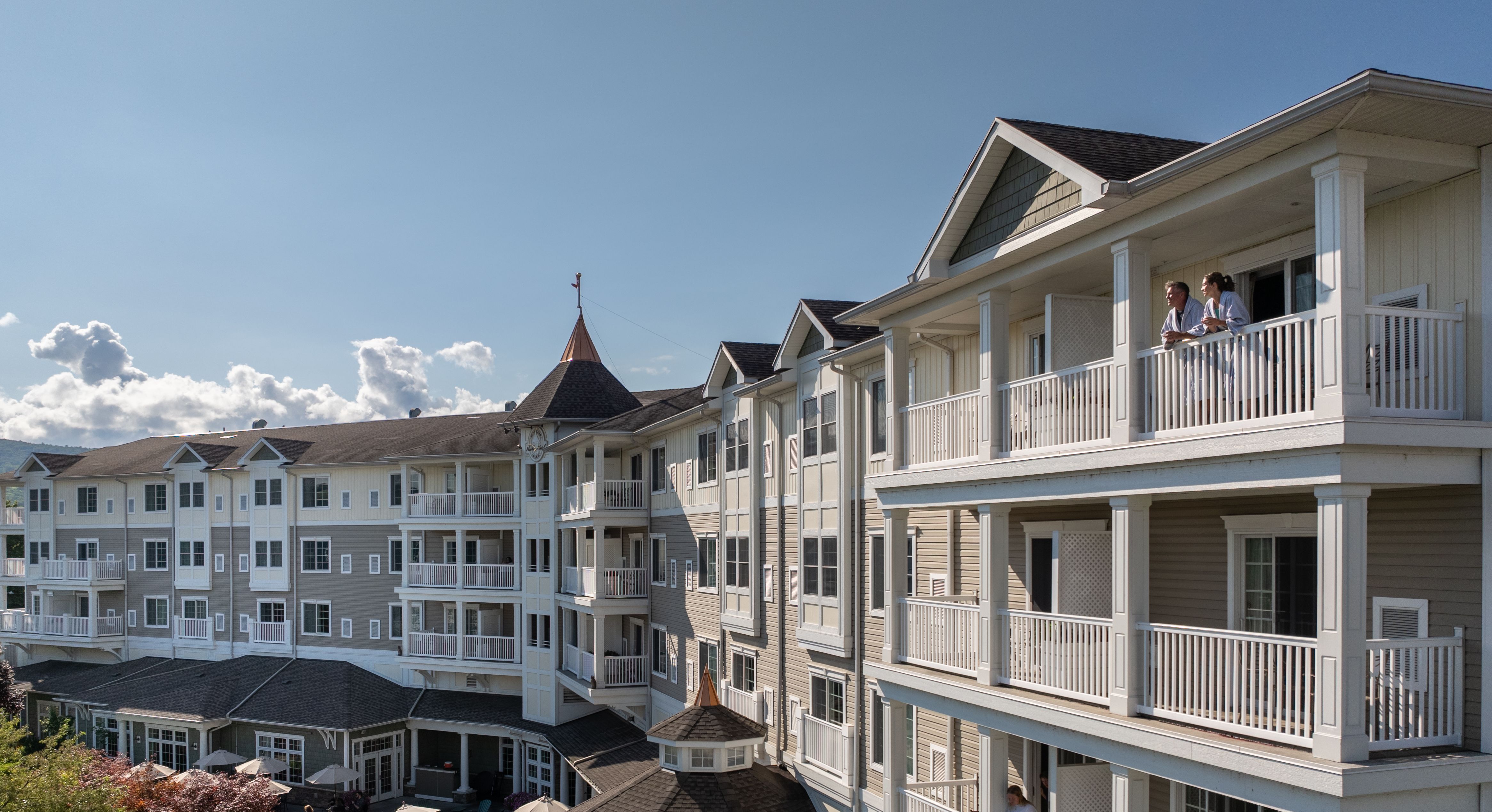 Watkins glen international speedway watkins glen harbor hotel